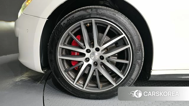 Maserati Ghibli id 4269313 из Кореи 15