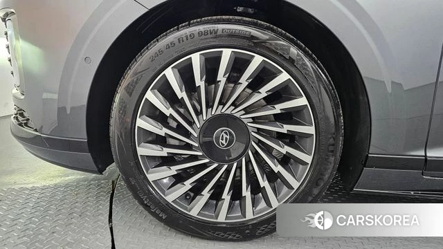 Hyundai Grandeur (GN7) id 3940548 из Кореи 15