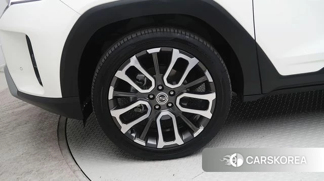 Ssangyong Torres id 4585214 из Кореи 15