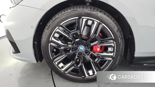 BMW i5 (G60) id 3457235 из Кореи 15