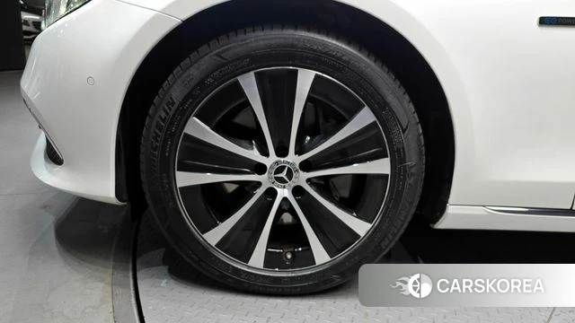 Mercedes-Benz E-Class W213 id 4331339 из Кореи 26