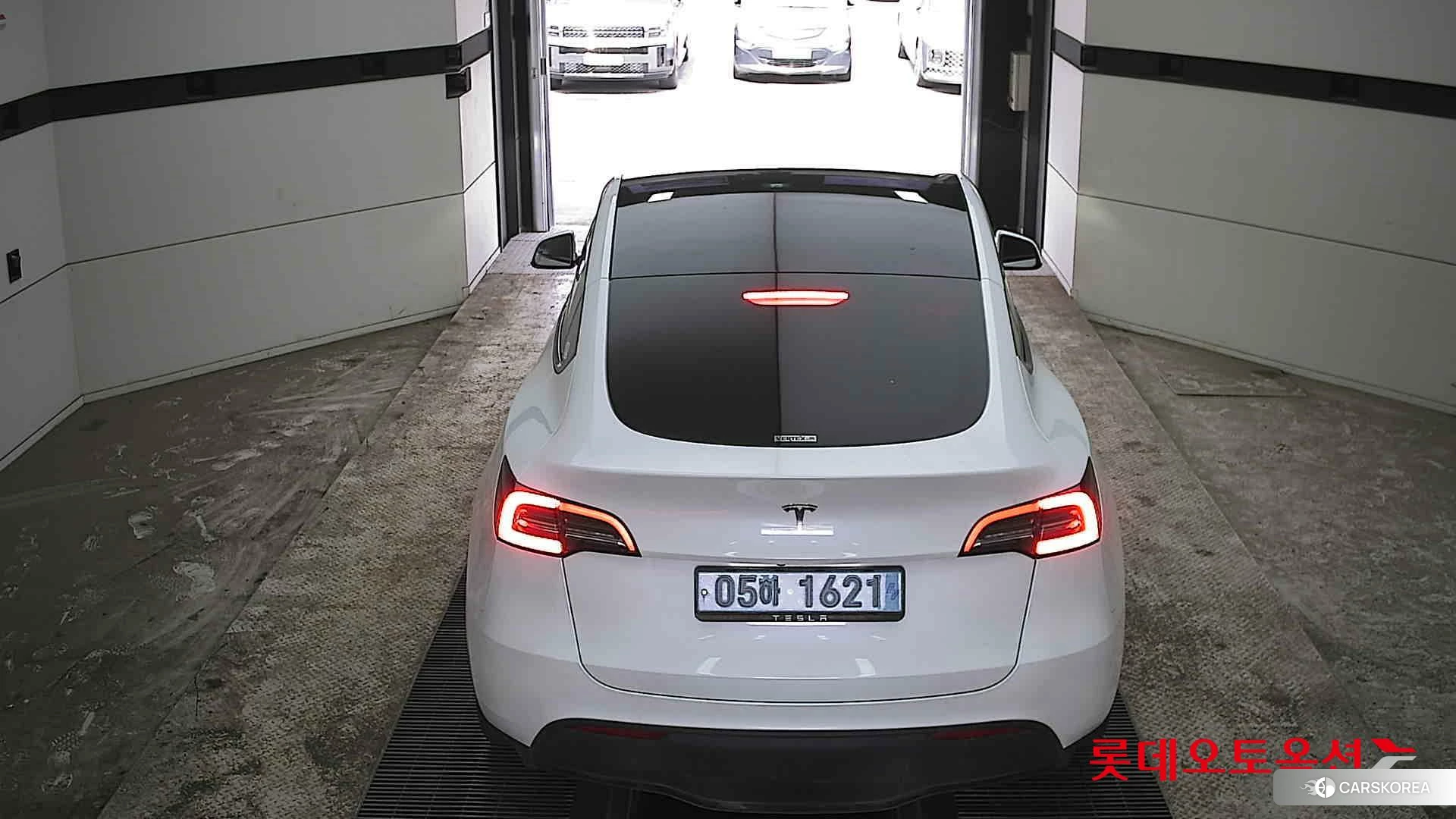 Tesla Model Y RWD id 3888283 из Кореи 32