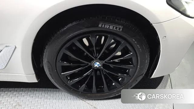 BMW 5 Series (G30) id 3587221 из Кореи 15