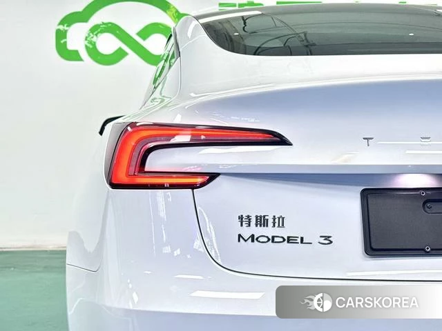 Tesla Model 3 id 4228444 из Китая 20