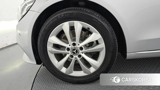 Mercedes-Benz C-Class W205 id 4530677 из Кореи 26