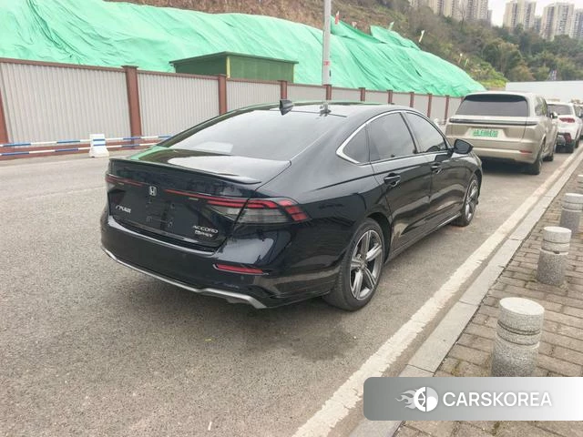 Honda Accord PHEV id 4261968 из Китая 14