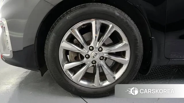 Kia The New Carnival id 3499952 из Кореи 15