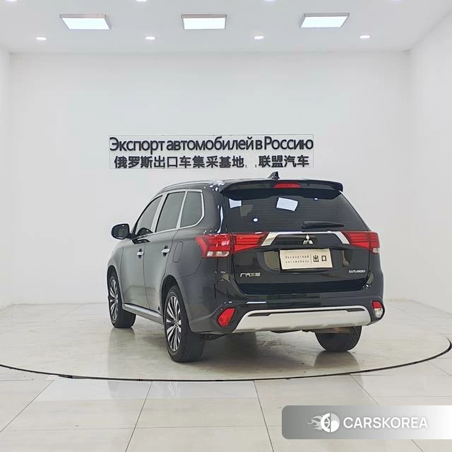 Mitsubishi  Outlander id 4208948 из Китая 12