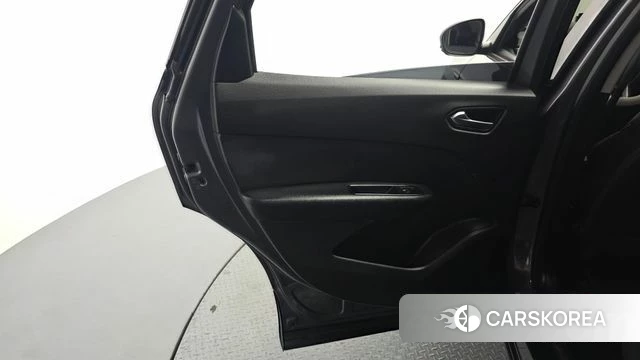 Renault Korea (Samsung) XM3 2021 Серебристо-серый из Кореи, фото 5