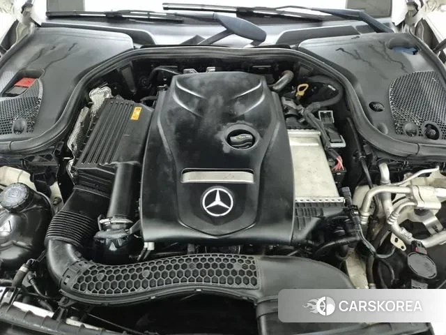 Mercedes-Benz E-Class W213 2018 Белый из Кореи, фото 5