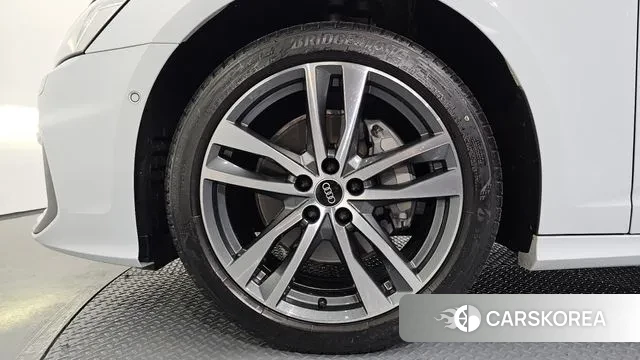 Audi A6 (C8) id 3508744 из Кореи 15