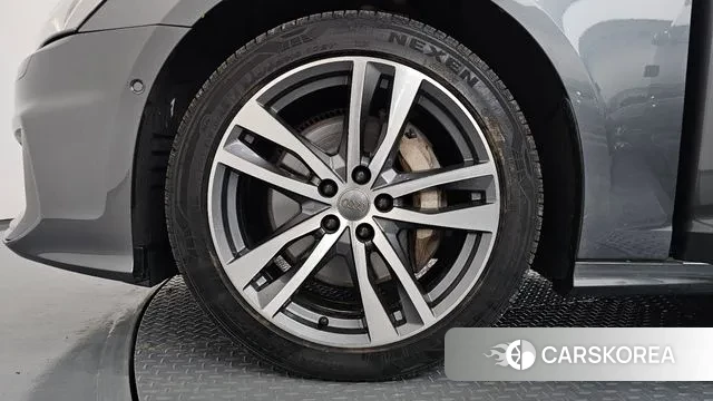 Audi A6 (C8) id 3788516 из Кореи 15