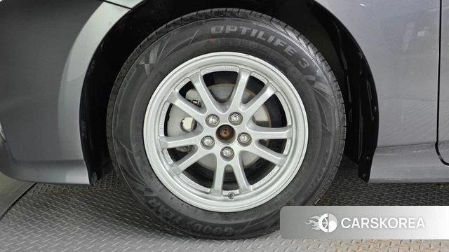 Toyota Prius 4th Generation id 4662887 из Кореи 25
