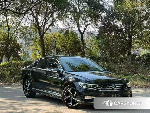 Volkswagen Magotan 2023 Черный из Китая, фото 5