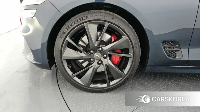 Genesis The New G70 id 4019453 из Кореи 15