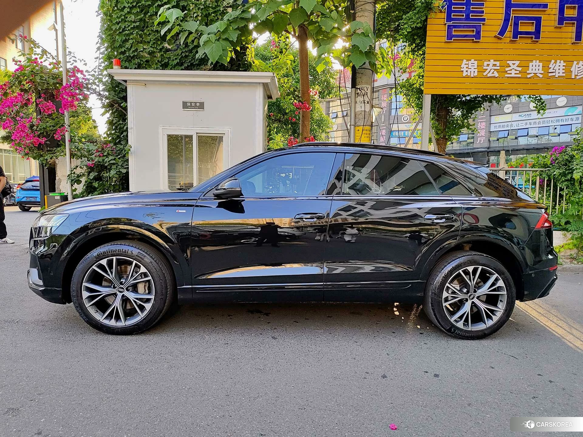 Audi Q8 2021 Черный из Китая, фото 6