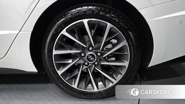 Hyundai Sonata (DN8) id 3611302 из Кореи 15