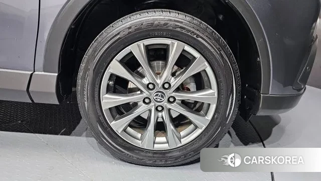 Toyota RAV4 id 3557782 из Кореи 15