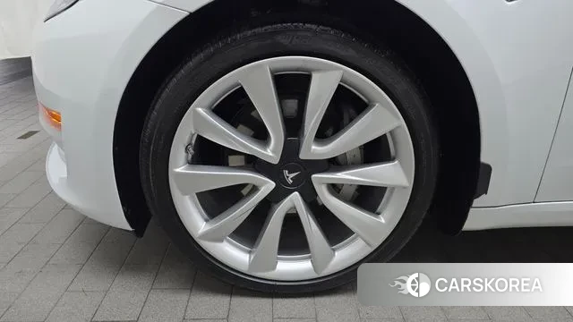 Tesla Model 3 id 3747921 из Кореи 15