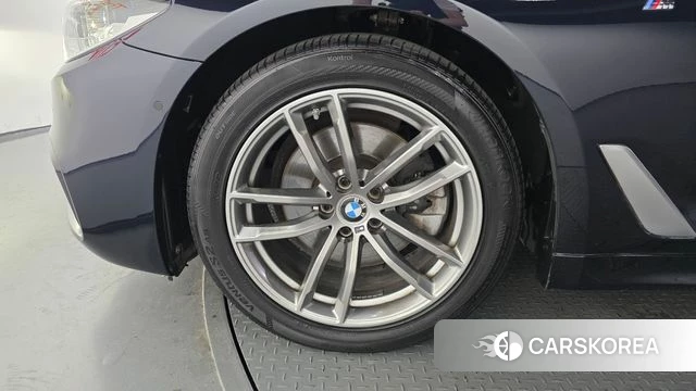 BMW 5 Series (G30) id 4339771 из Кореи 15