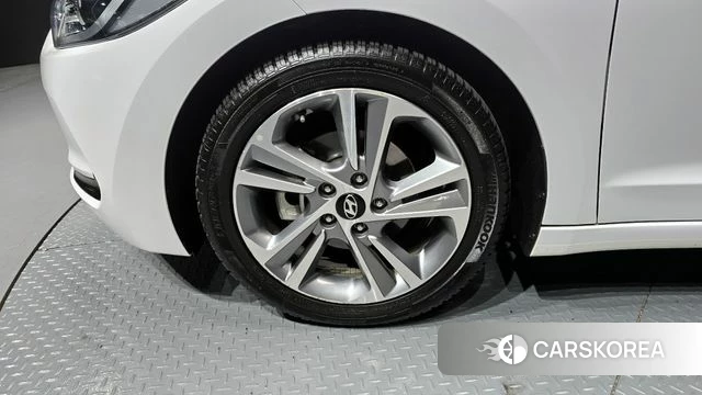 Hyundai Avante AD id 4225634 из Кореи 27