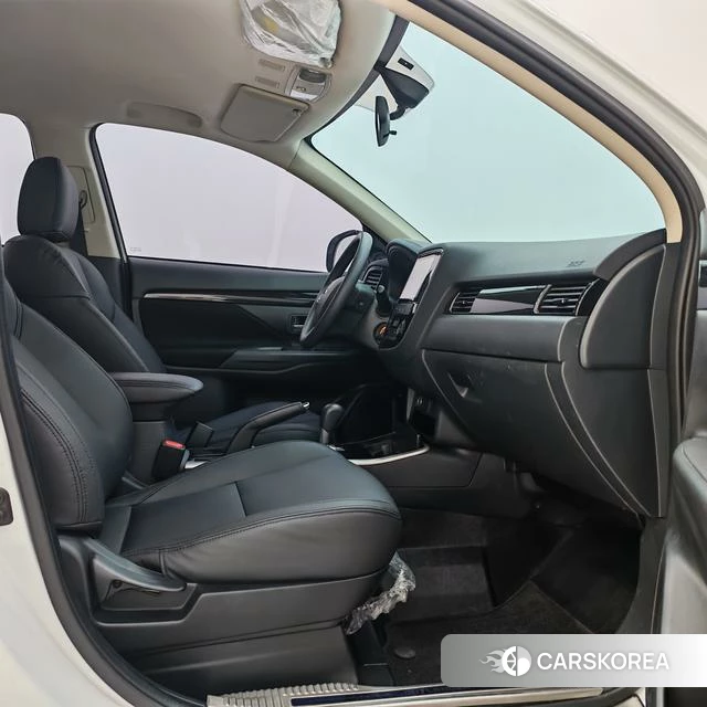 Mitsubishi  Outlander id 4253792 из Китая 12