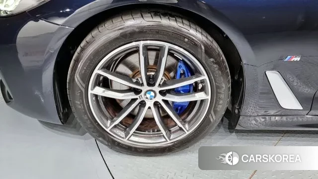 BMW 5 Series (G30) id 3011414 из Кореи 15