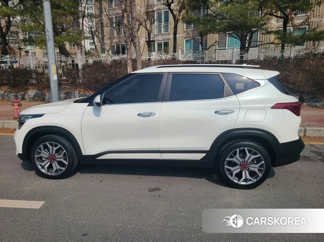 Kia Seltos id 3795499 из Кореи 14