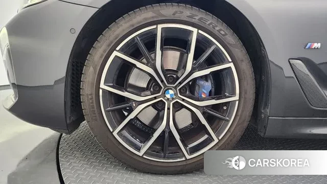 BMW 5 Series (G30) id 3350086 из Кореи 15