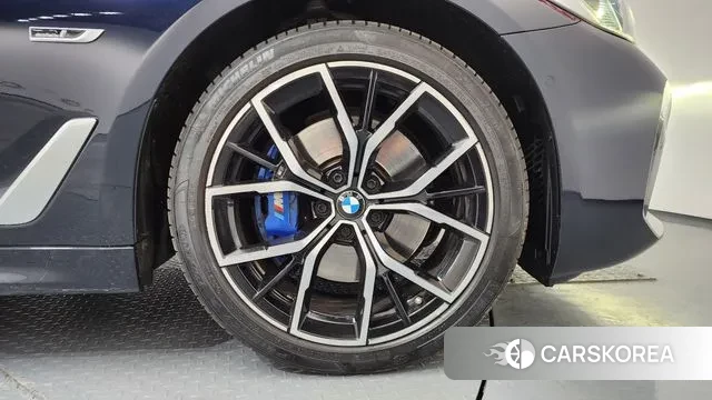 BMW 5 Series (G30) id 3701928 из Кореи 15