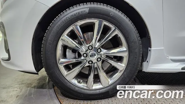 Kia The New Carnival id 2694120 из Кореи 15