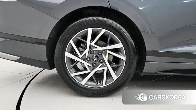 Hyundai Grandeur (GN7) id 3891798 из Кореи 15