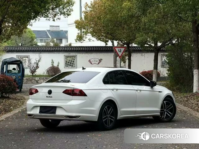 Volkswagen Lingdu 2021 Белый из Китая, фото 5