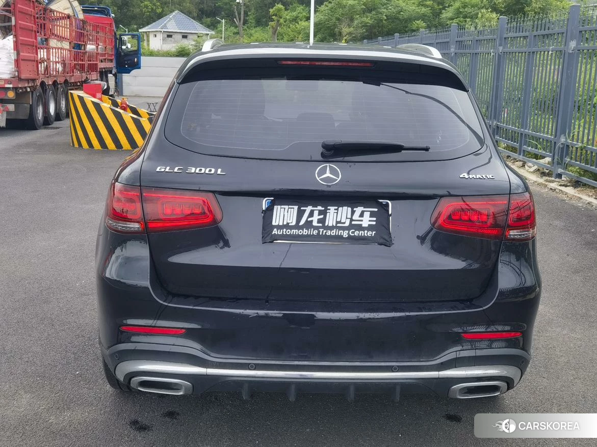 Mercedes-Benz GLC 2022 Черный из Китая, фото 5