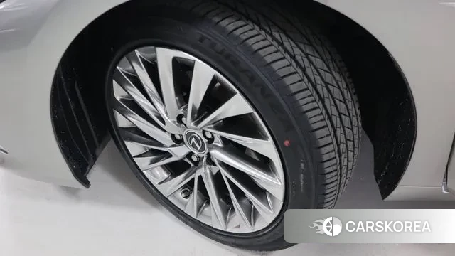 Lexus ES300h 7th generation id 3082091 из Кореи 12