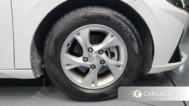 Hyundai Avante (CN7) id 3607625 из Кореи 15