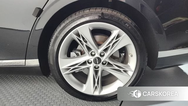 Genesis G90 (RS4) id 3818444 из Кореи 15