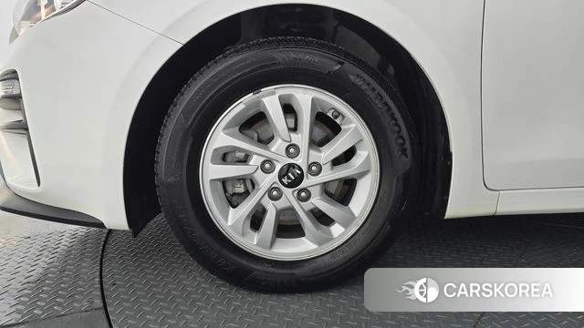Kia Come New K3 id 4610226 из Кореи 25