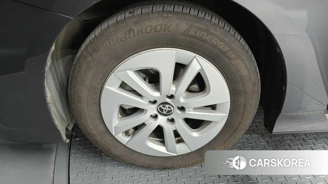 Toyota Prius 4th Generation id 3911884 из Кореи 15