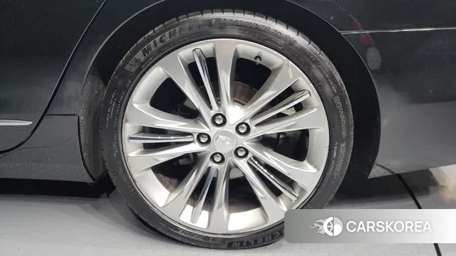 Cadillac CT6 id 3656610 из Кореи 15