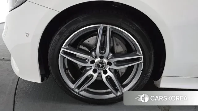 Mercedes-Benz E-Class W213 id 3687139 из Кореи 15