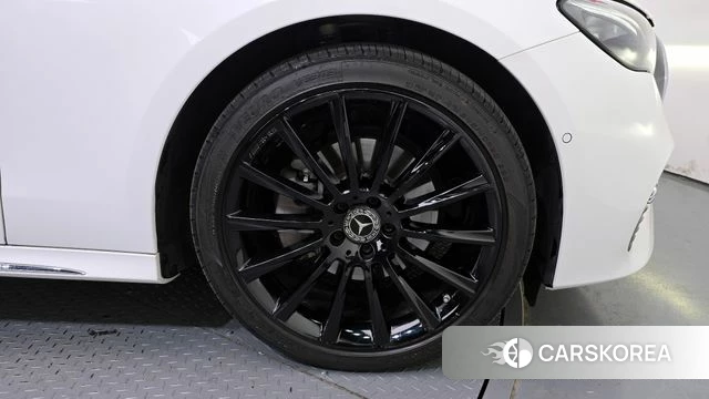 Mercedes-Benz E-Class W214 id 3909443 из Кореи 15
