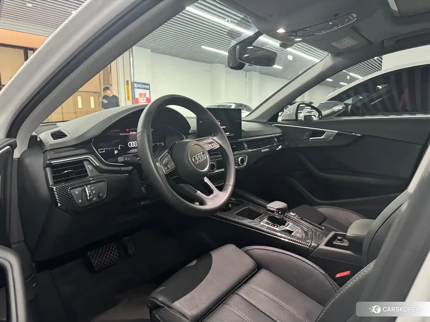 Audi A4L id 4577647 из Китая 7