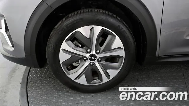 Kia Niro Plus id 2738474 из Кореи 15