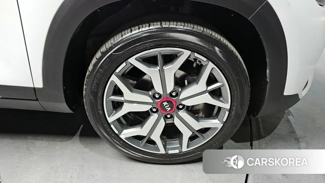 Kia Seltos id 3834343 из Кореи 15