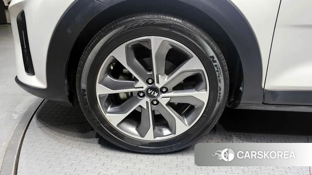 Kia Stonic id 4232598 из Кореи 28