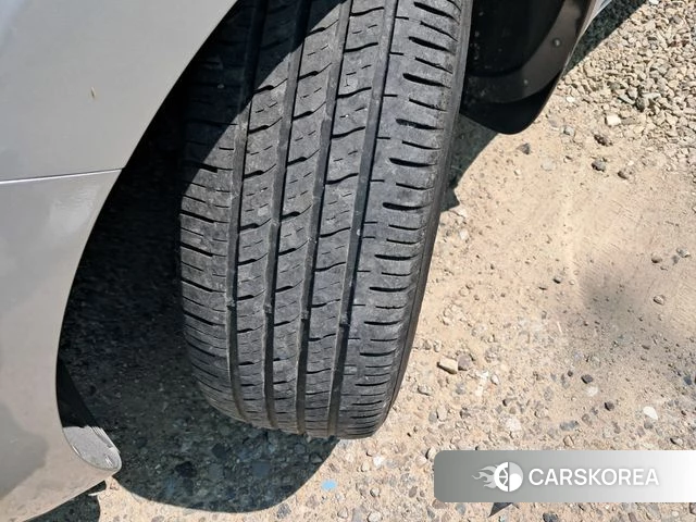 Kia The New Carnival 2019 Серебряный из Кореи, фото 5