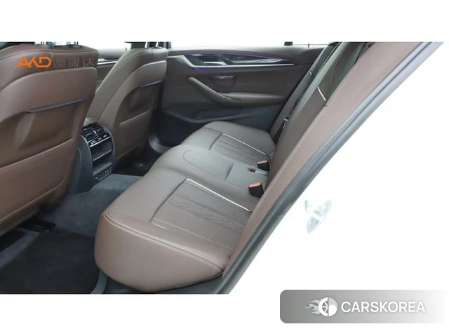 BMW 5 series 2021 Белый из Китая, фото 5