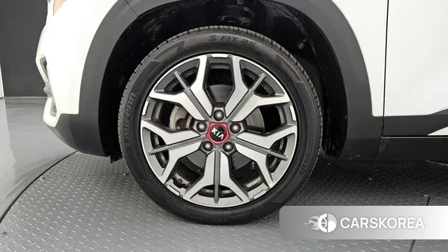 Kia Seltos id 3385549 из Кореи 15