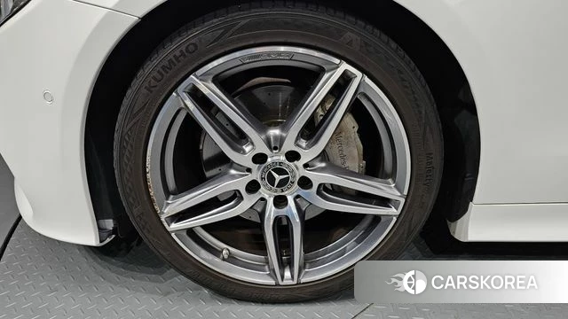 Mercedes-Benz E-Class W213 id 4750720 из Кореи 26